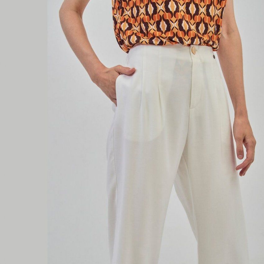 Pantalón tobillero blanco de Surkana