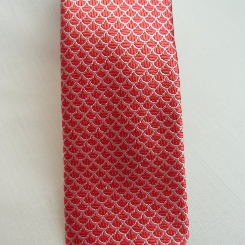 Corbata estrecha de Cencibel