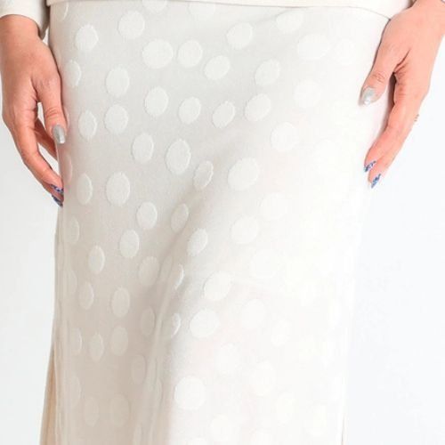 Falda crudo lunares de Lourdes Castillo