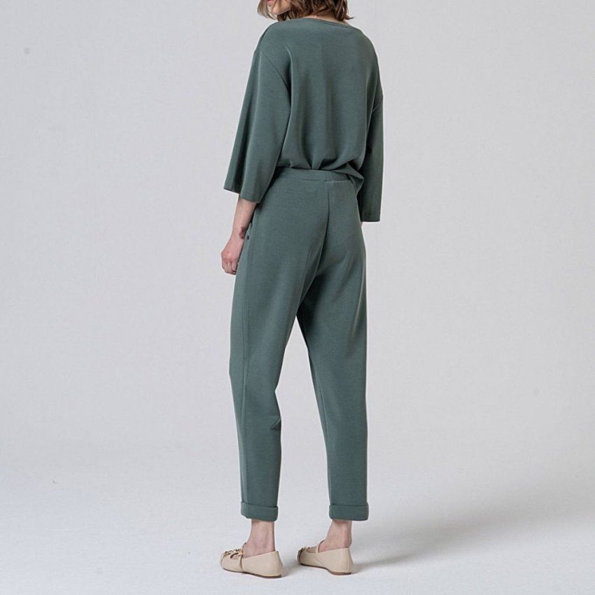 Pantalón modal verde de Surkana