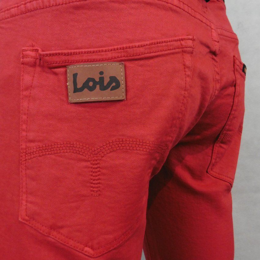 Pantalón corto rojo de Lois