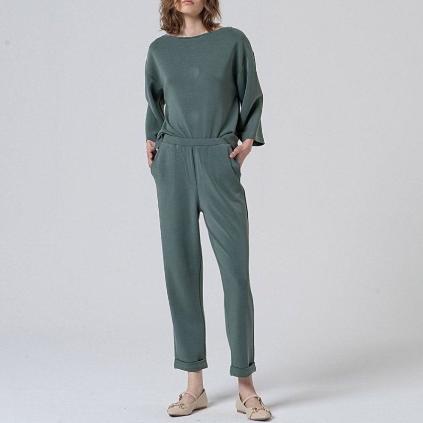 Camiseta modal verde de Surkana