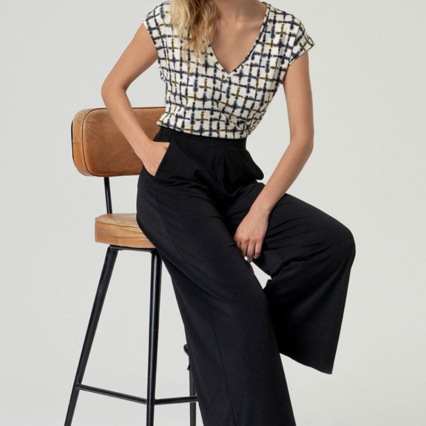 Pantalón de punto negro de Surkana