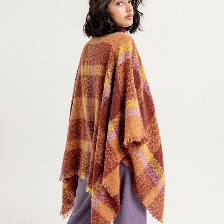 Poncho cuadros de Surkana