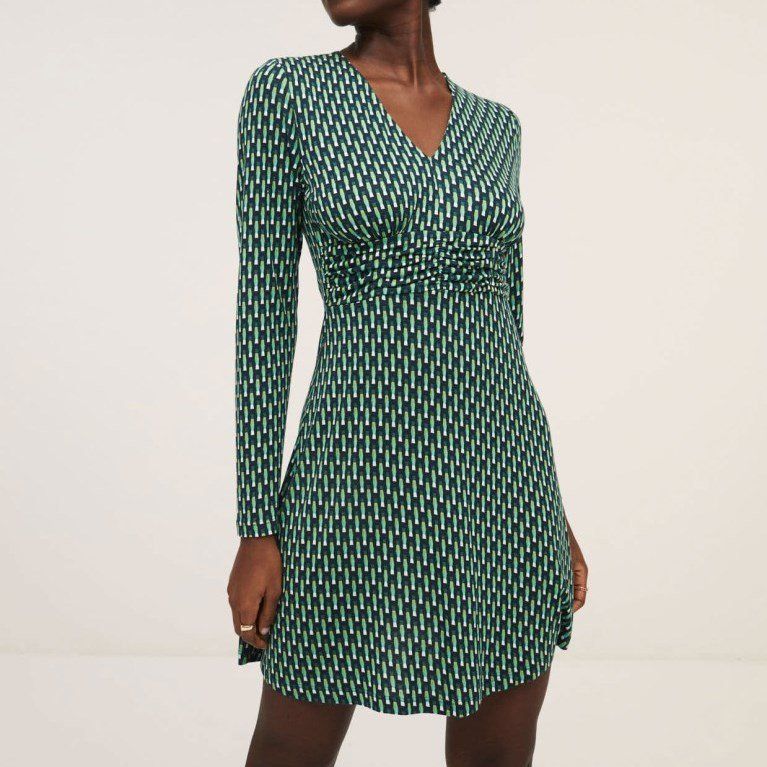 Vestido dibujo pequeño verde de Surkana
