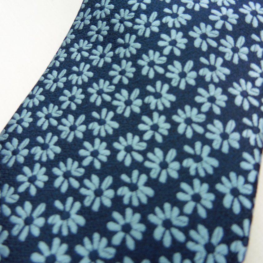 Corbata flores azules de Boccola