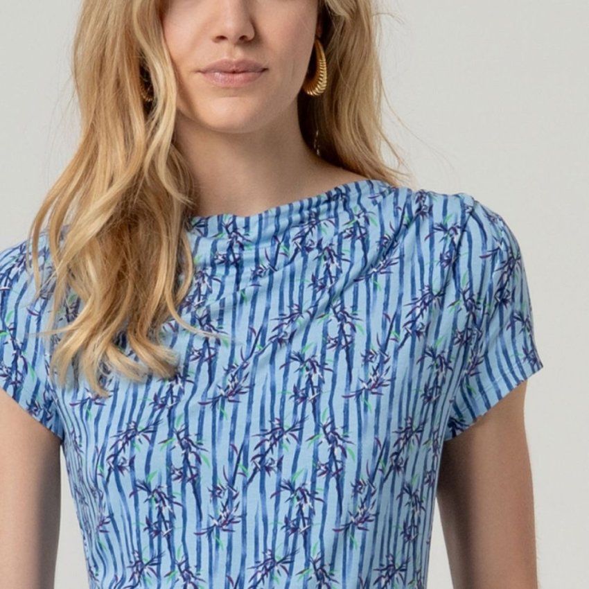 Camiseta estampado bambú azul de Surkana