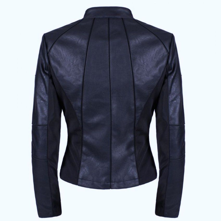 Cazadora eco piel azul de Yes Zee