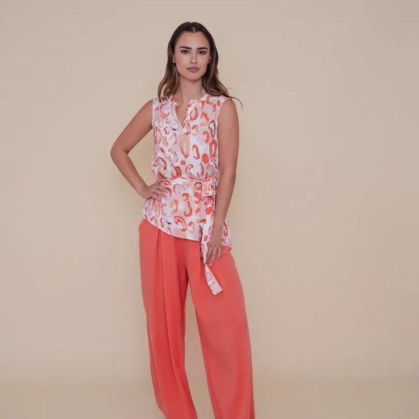 Blusa sin mangas estampada de WNT Collection