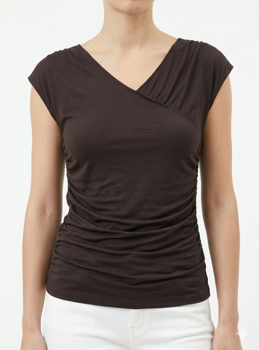 Camiseta drapeada gris oscuro de WNT Collection