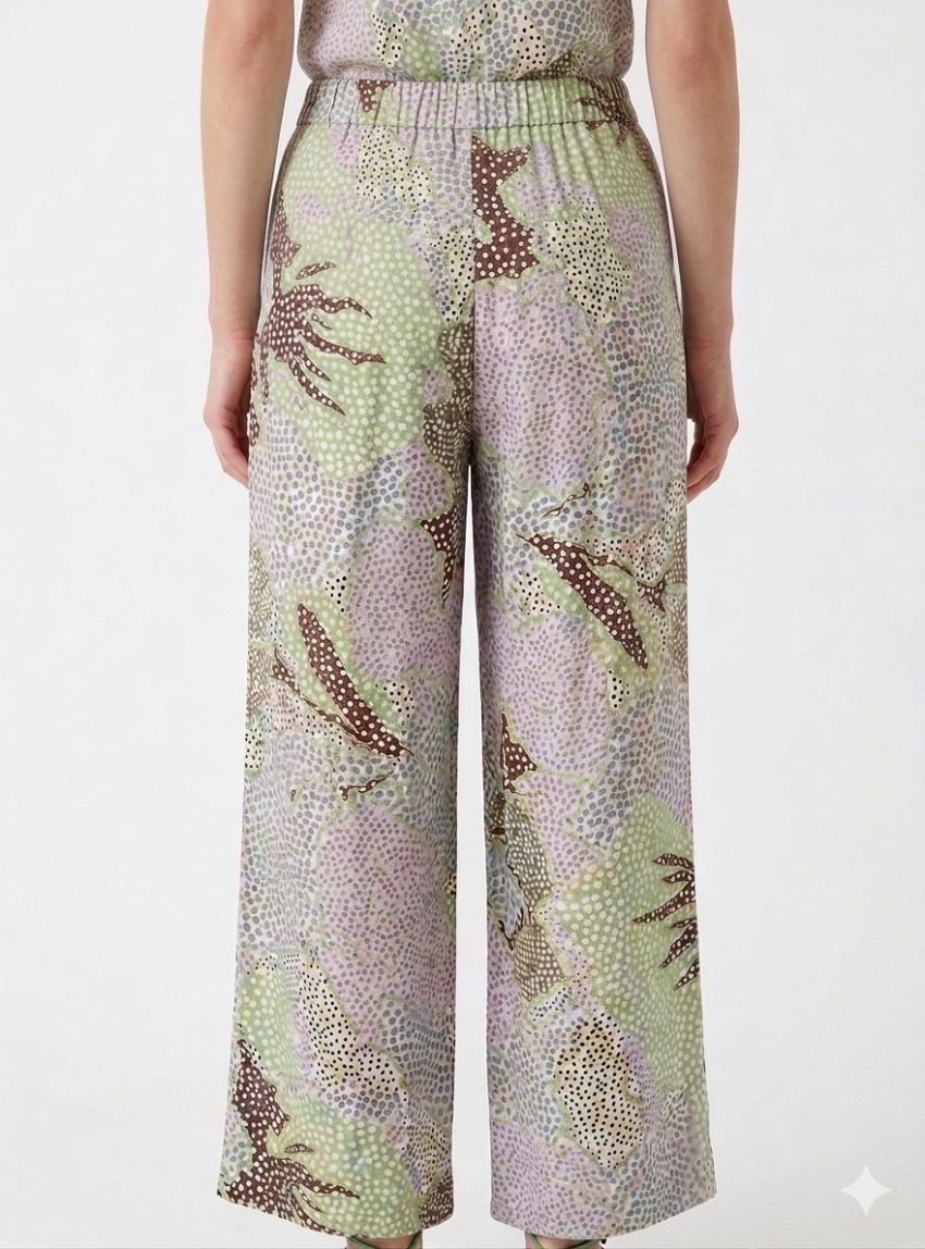Pantalón estampado de WNT Collection