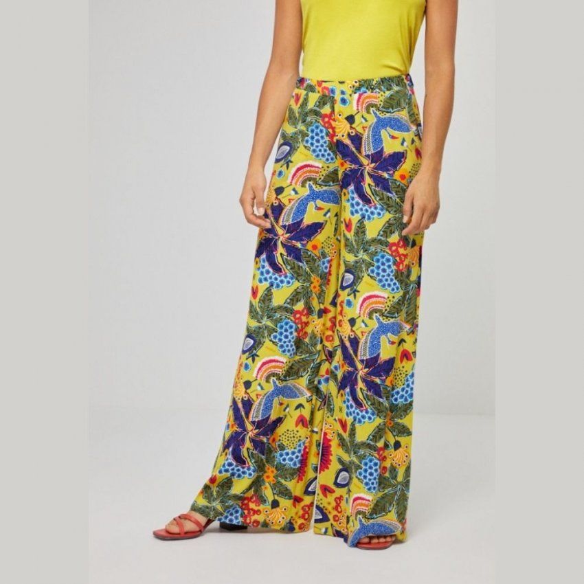 Pantalón pistacho flor grande de Surkana