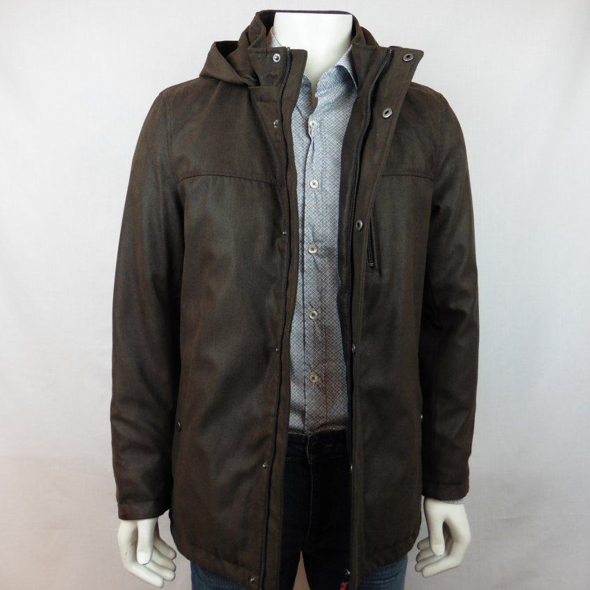 Chaquetón marrón de Alexander & Co.