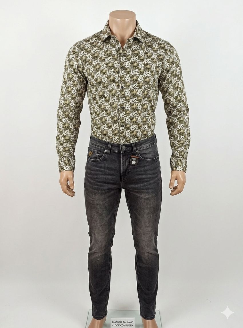 Camisa calaveras y mariposas de Yellow Skin