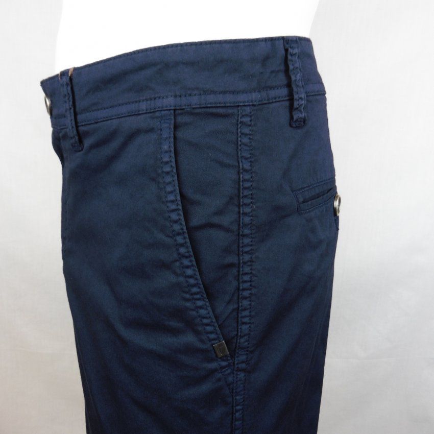 Pantalón corto azul de Tayron´s