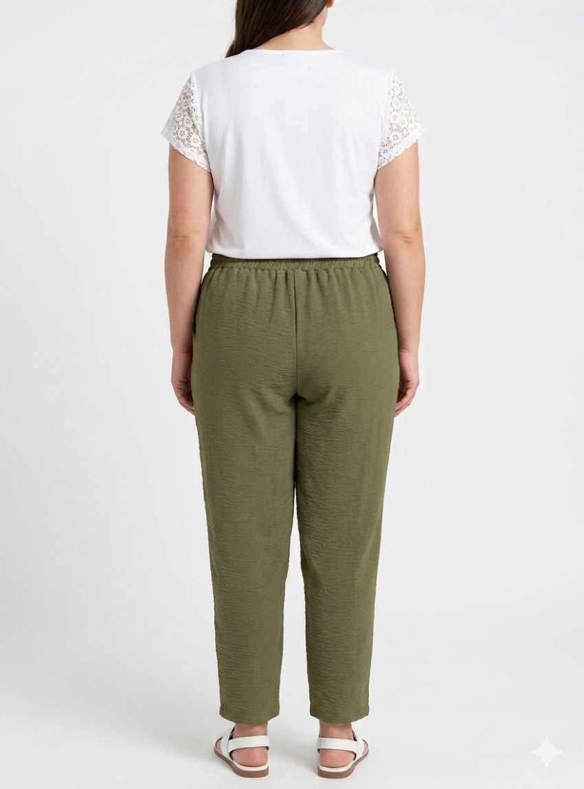 Pantalón fluido verde de Lourdes Castillo