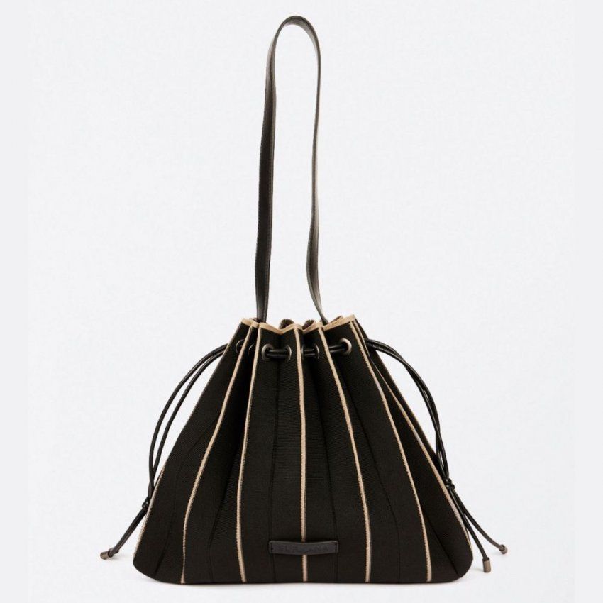 Bolso plisado de punto de Surkana