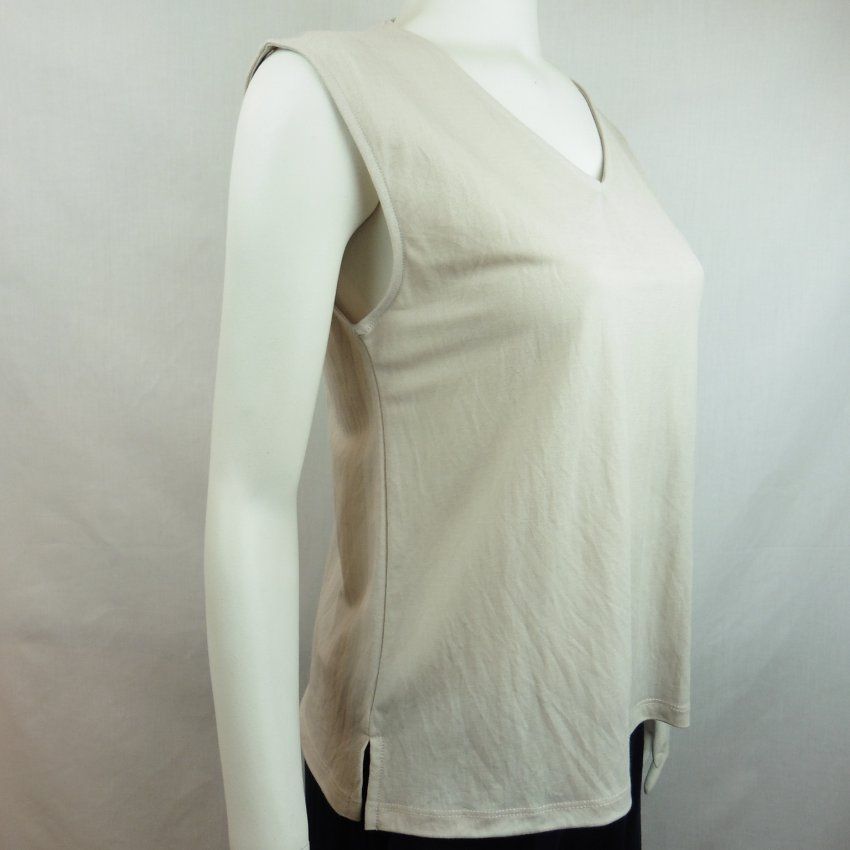 Camiseta beige sin mangas de WNT Collection