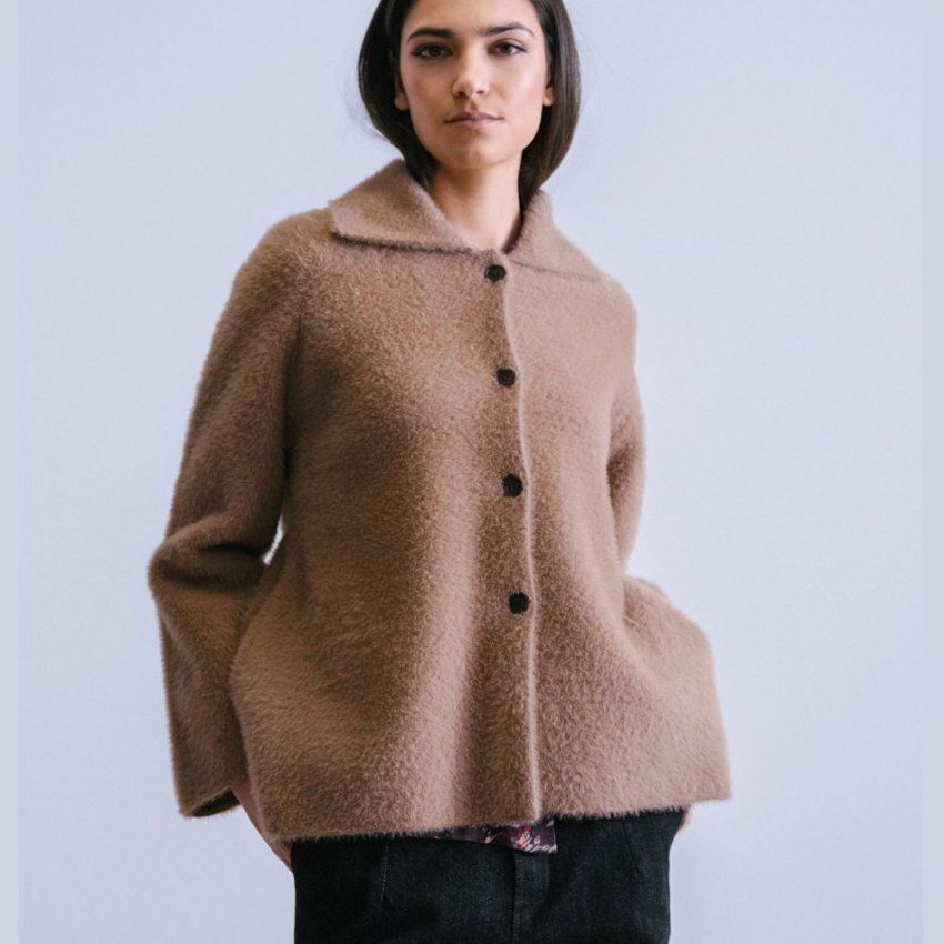 Chaqueta pelo beige de WNT Collection