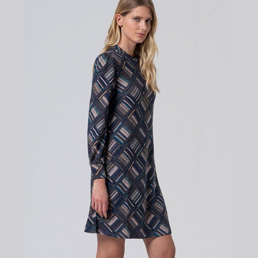 Vestido punto cálido estampado cuadros de Surkana