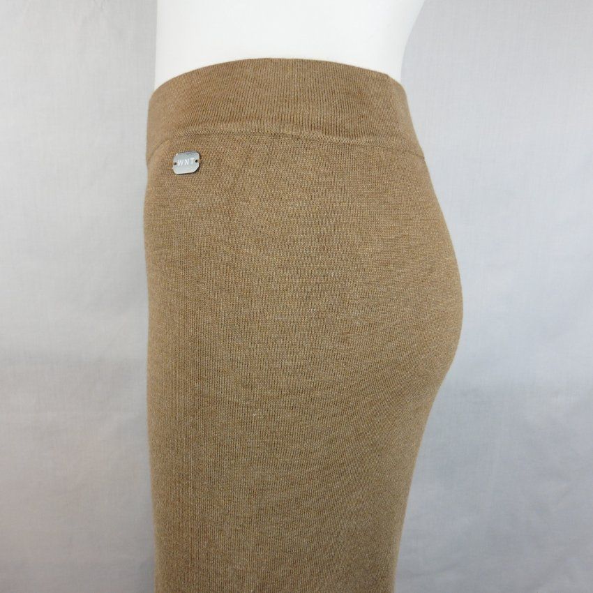 Pantalón punto de WNT Collection