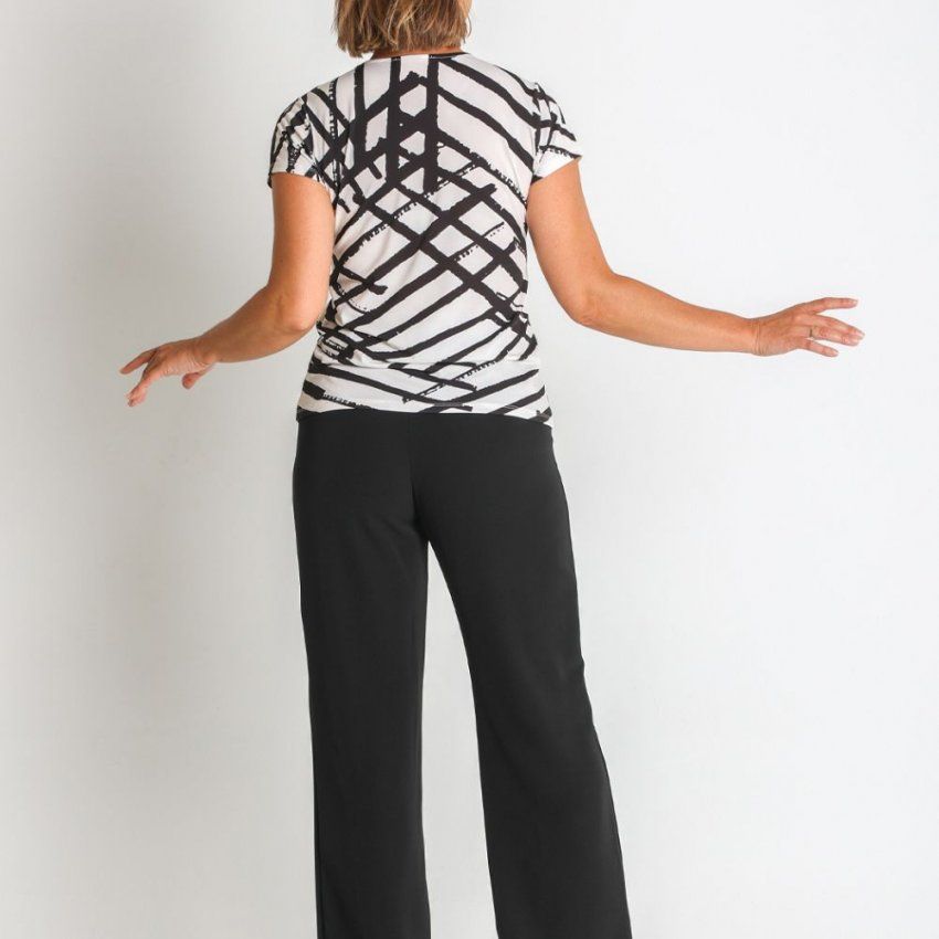 Pantalón fluido negro de Lourdes Castillo