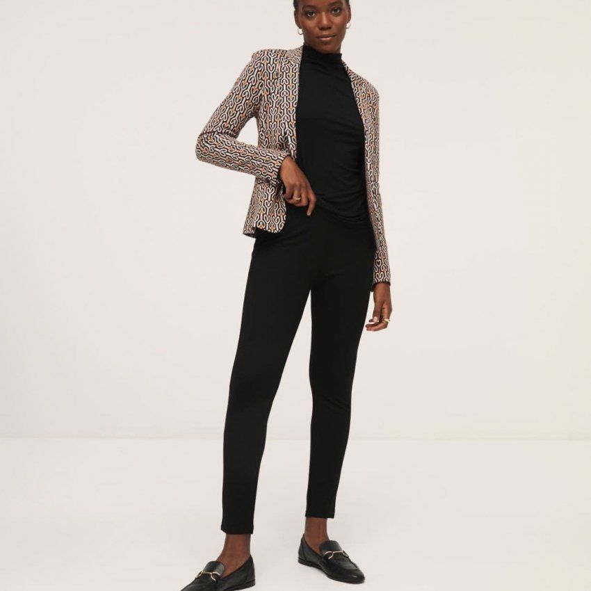 Pantalón pitillo negro de Surkana