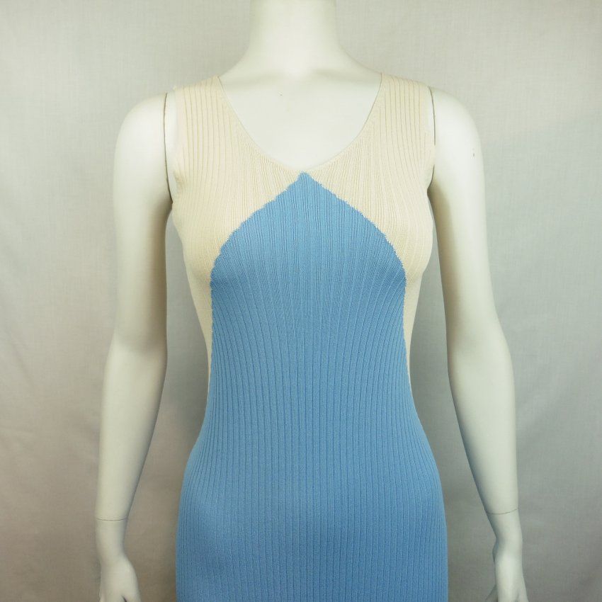 Vestido de punto canalé de WNT Collection
