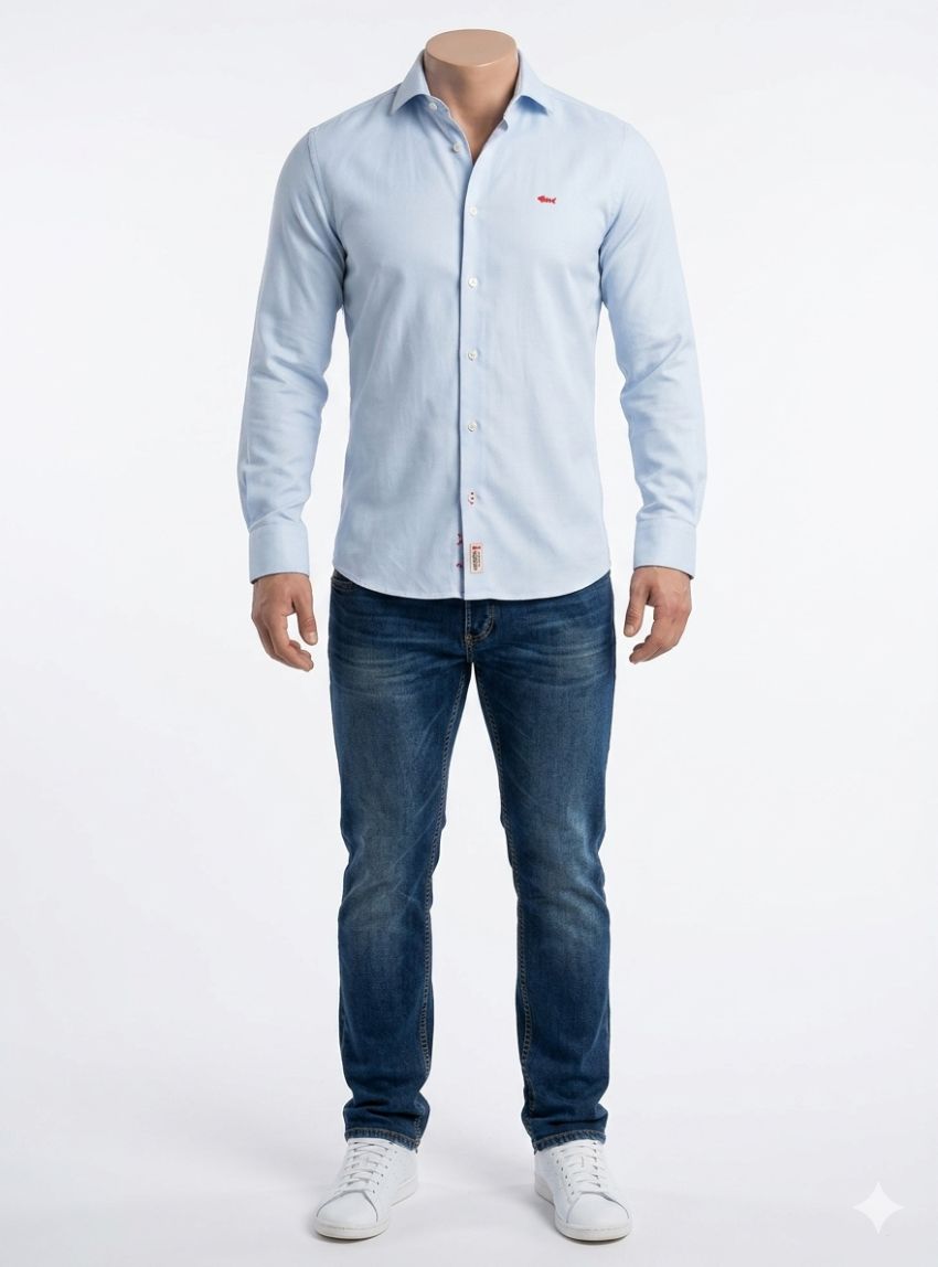 Camisa elástica celeste mini dibujo  de Dark & Fish