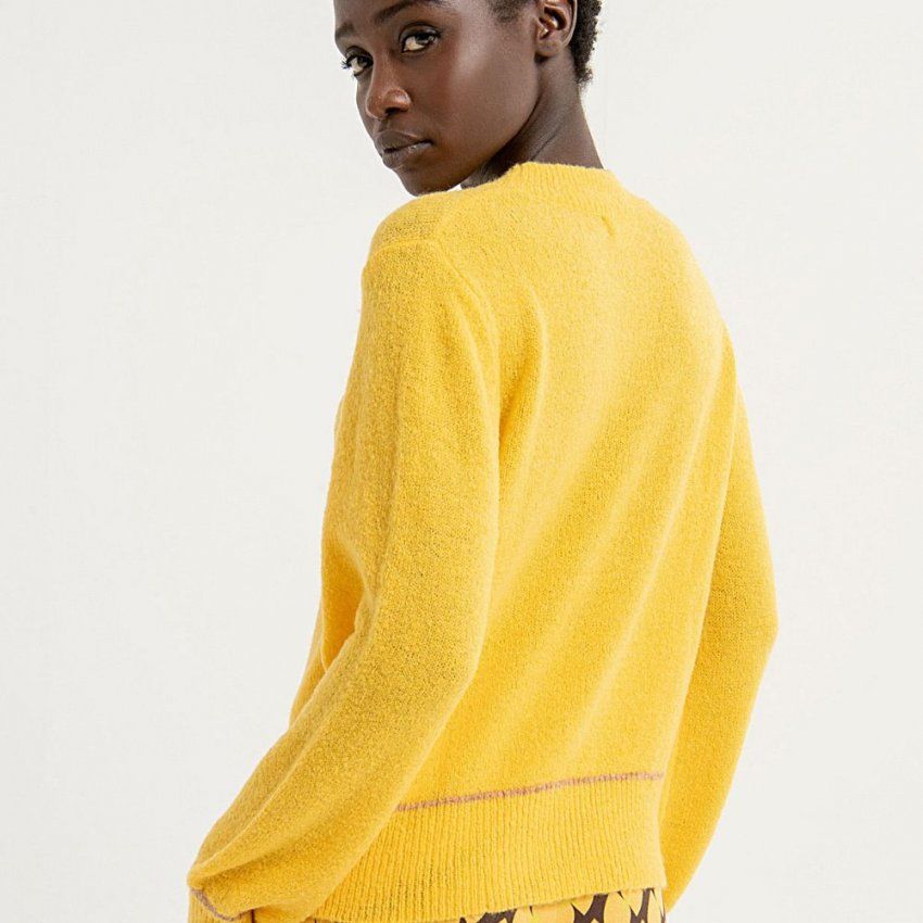 Jersey amarillo de Surkana