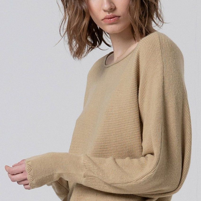 Falda de punto beige de Surkana