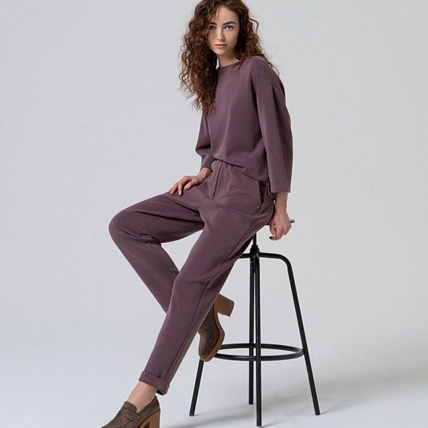 Pantalón modal berenjena de Surkana