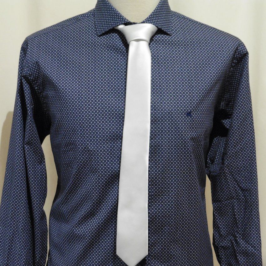 Corbata blanca de Boccola
