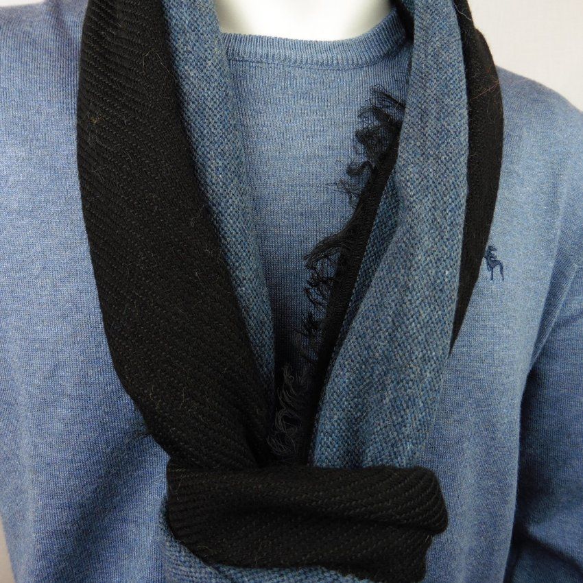 Foulard azul y negro de Boccola