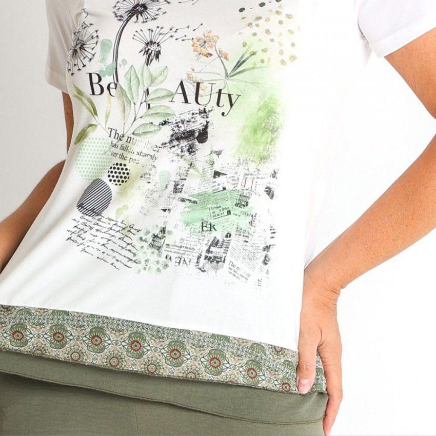 Camiseta blanca con dibujo verde de Nayat