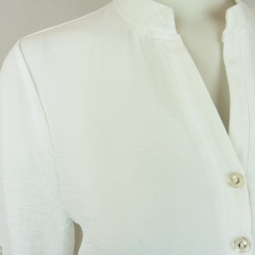 Blusa blanca de Nayat