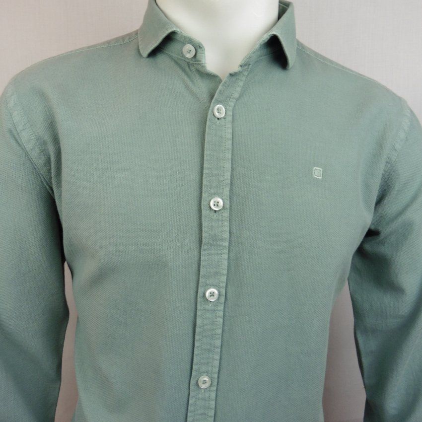 Camisa verde relieve de Yellow Skin