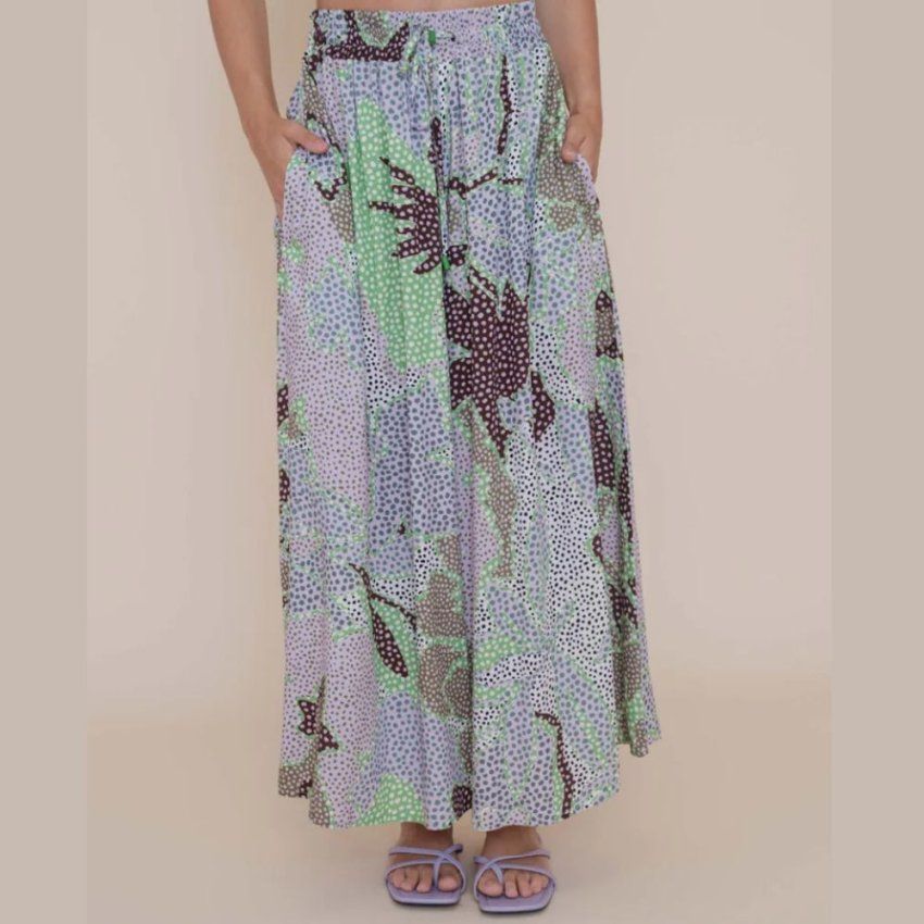 Pantalón ancho estampado de WNT Collection