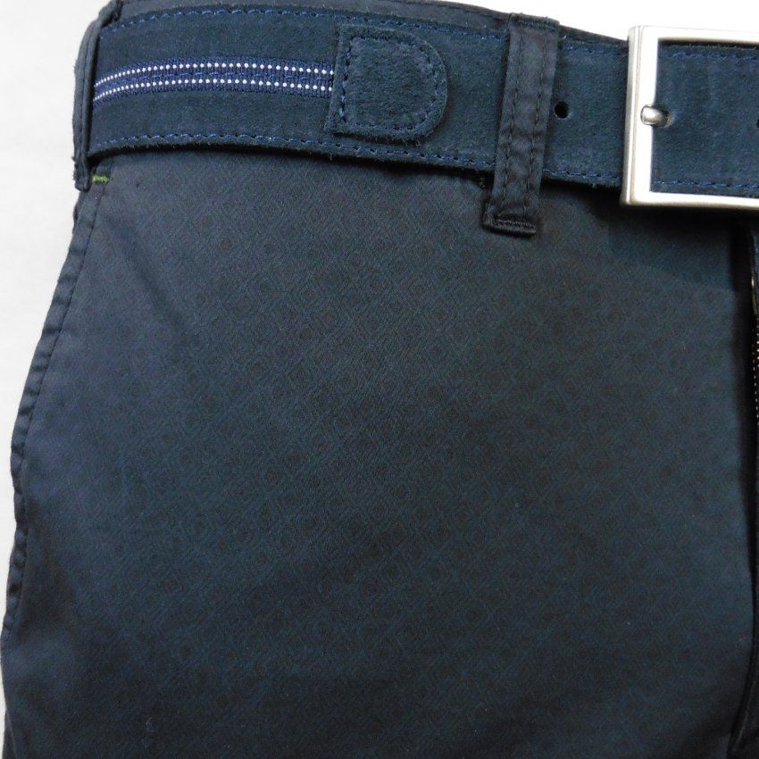 Pantalón azúl oscuro de Décimo Hombre