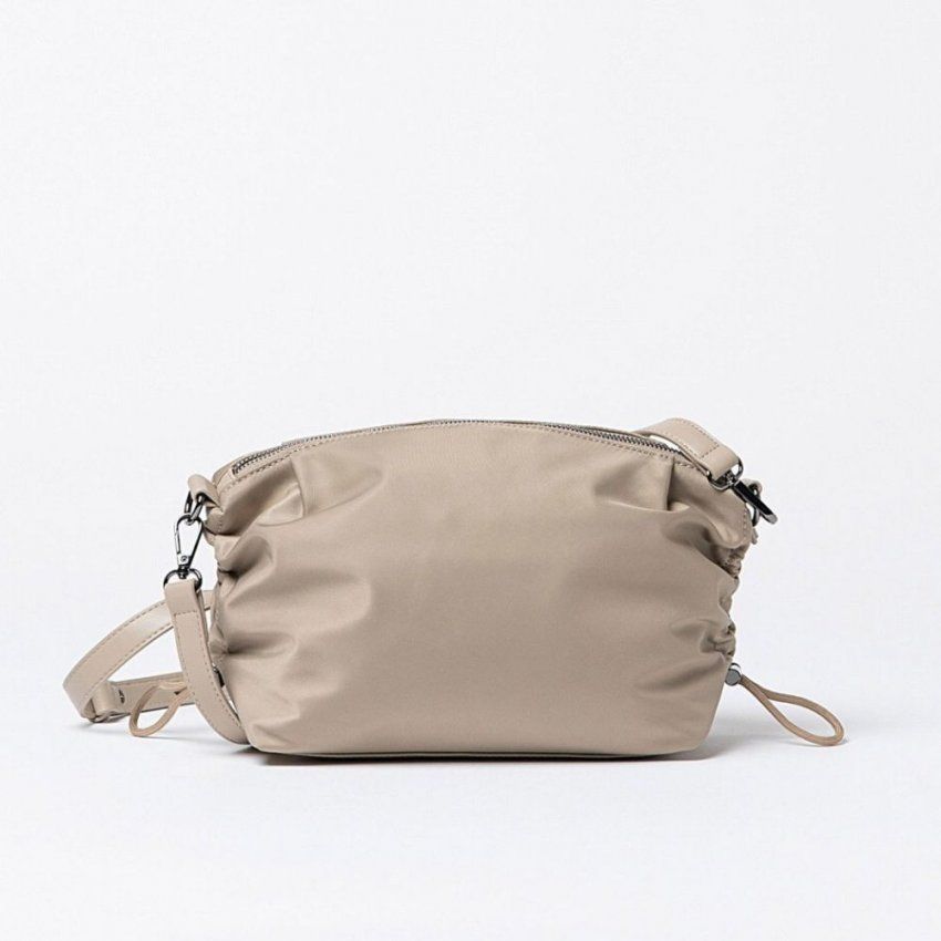 Bolso bandolera beige de Surkana