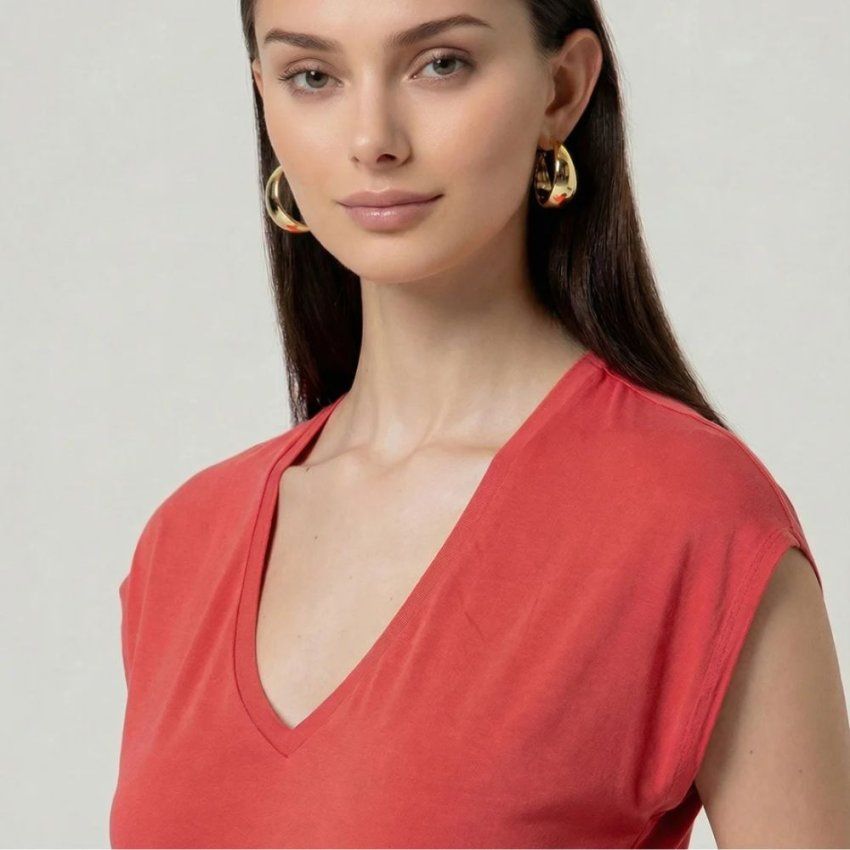 Camiseta roja de Surkana