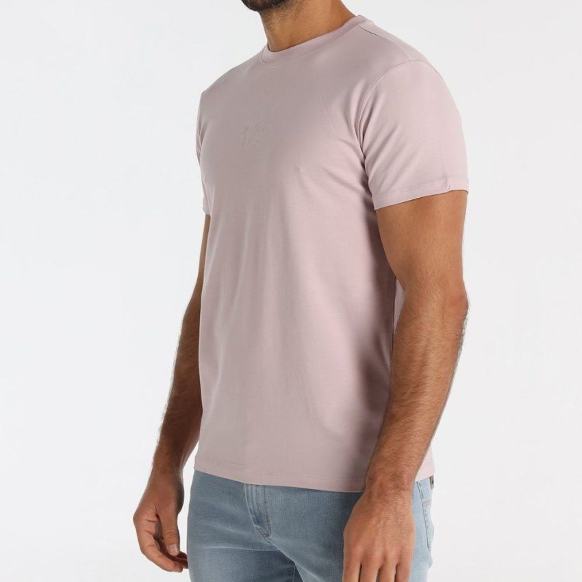 Camiseta rosa de Lois