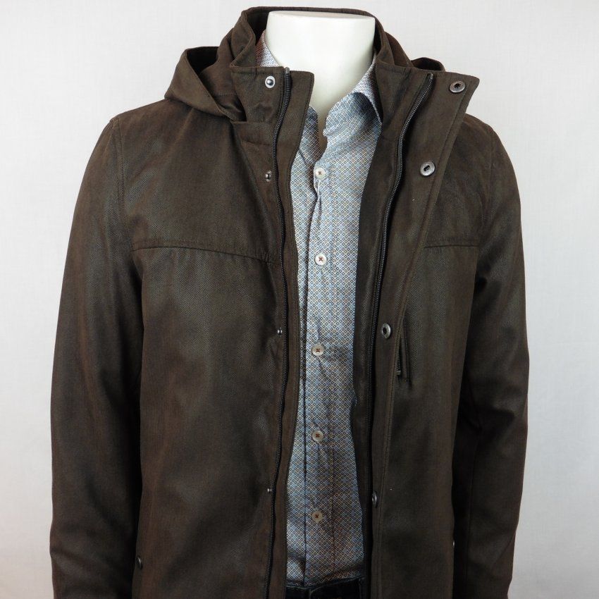 Chaquetón marrón de Alexander & Co.