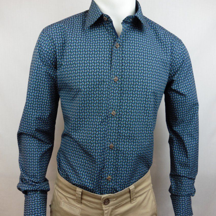 Camisa negra cubos de Corsare