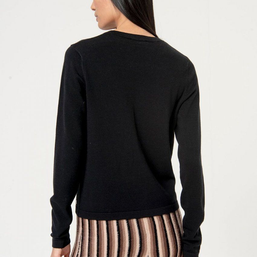 Chaqueta tricot corta negra de Surkana