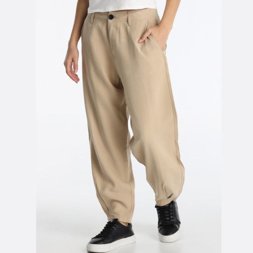 Pantalón tobillero beige de Lois