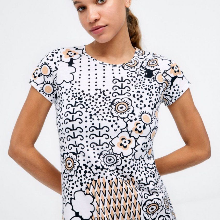 Vestido flores blanco y negro de Surkana