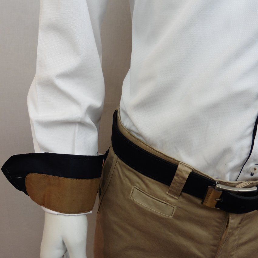 Camisa blanca dibujo al tono de Yellow Skin
