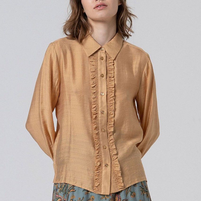 Camisa mostaza de Surkana