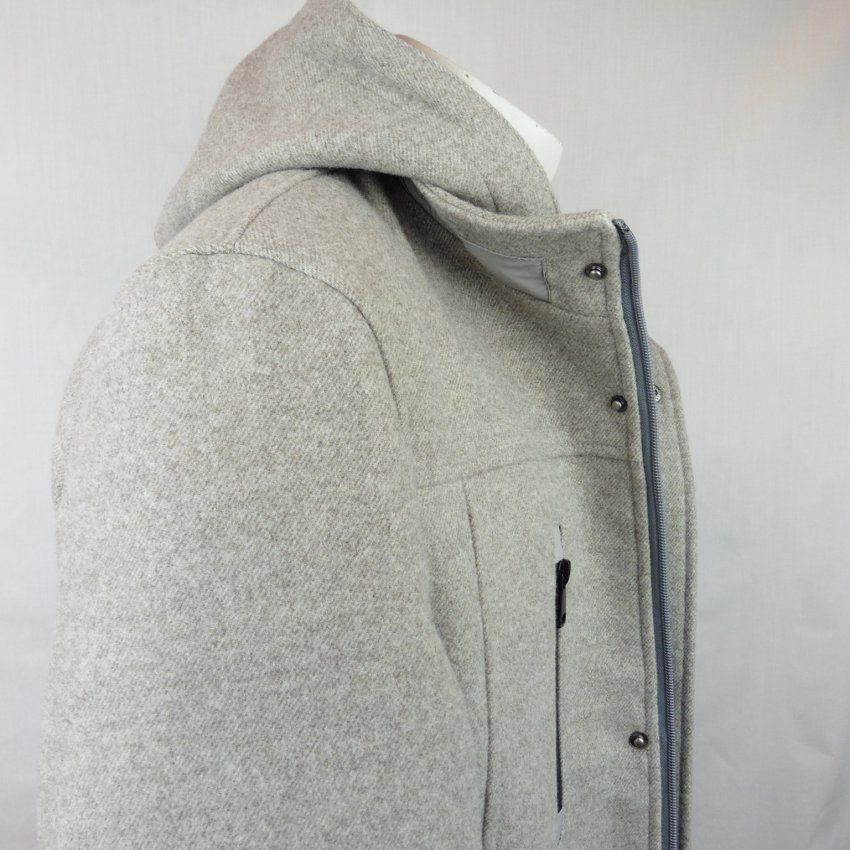 Chaquetón paño gris de Alexander & Co.